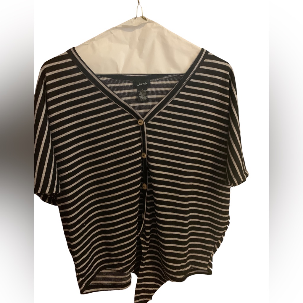 Women’s Size M Shirt. Navy And White. Justify Brand